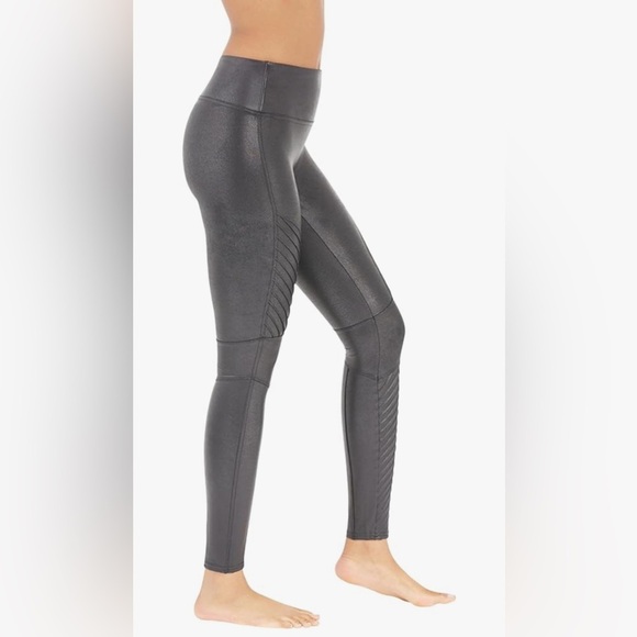 SPANX Faux Leather Moto Seamless Tummy Control - Contoured Leggings size Medium - Picture 2 of 8